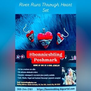 Bonnie’s Bling One of a Kind Fused Glass Jewelry and Accessories to Wear.